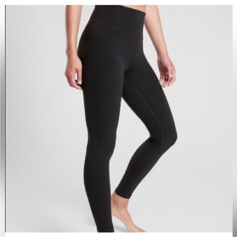 NEW Athleta Ultra High Rise Elation 7/8 leggings Sz M TALL